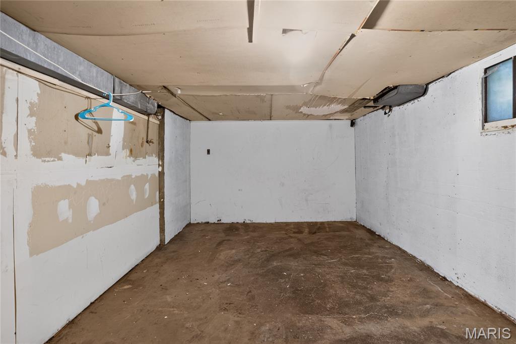 9013 Pallardy Lane Property Photo 24