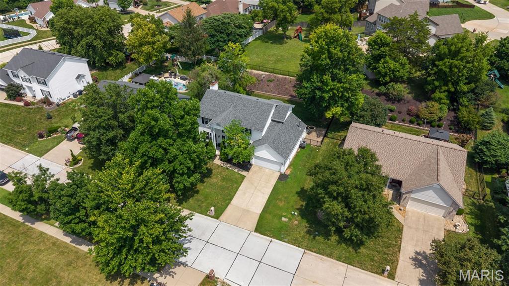 876 Emerald Place Drive Property Photo 6