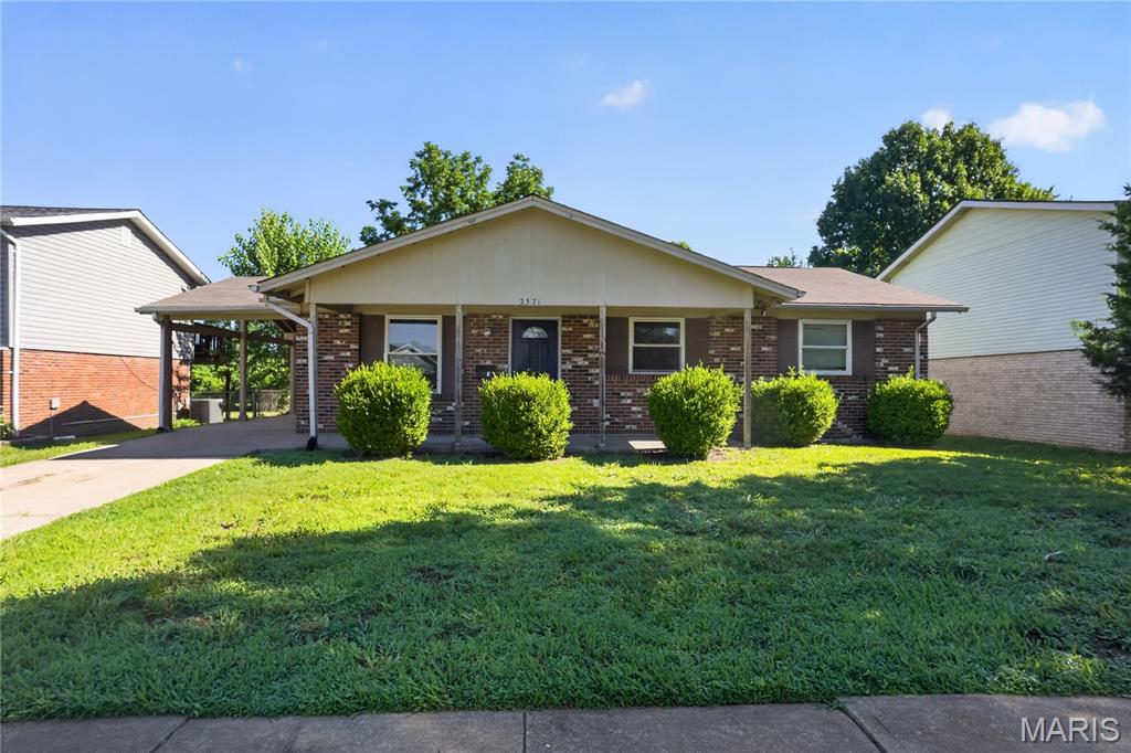 2371 Farflung Drive Property Photo 1