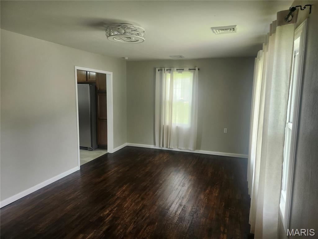 106 S Pearl Street Property Photo 7