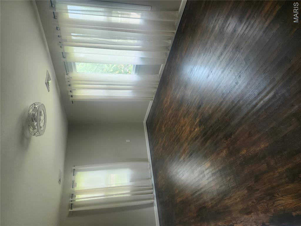 106 S Pearl Street Property Photo 12