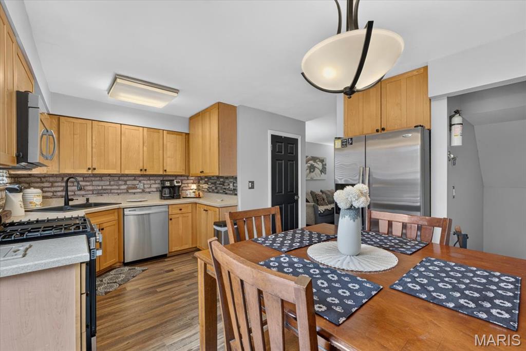 7903 Royal Arms Court Property Photo 14