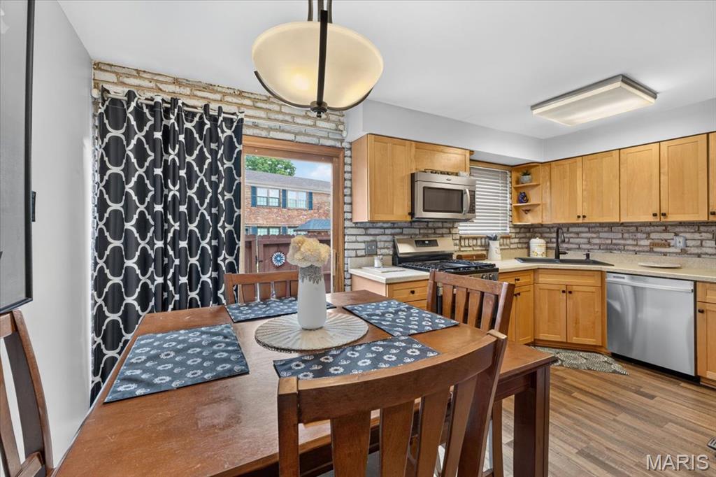 7903 Royal Arms Court Property Photo 15