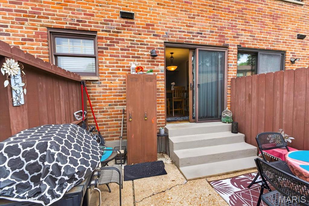 7903 Royal Arms Court Property Photo 28
