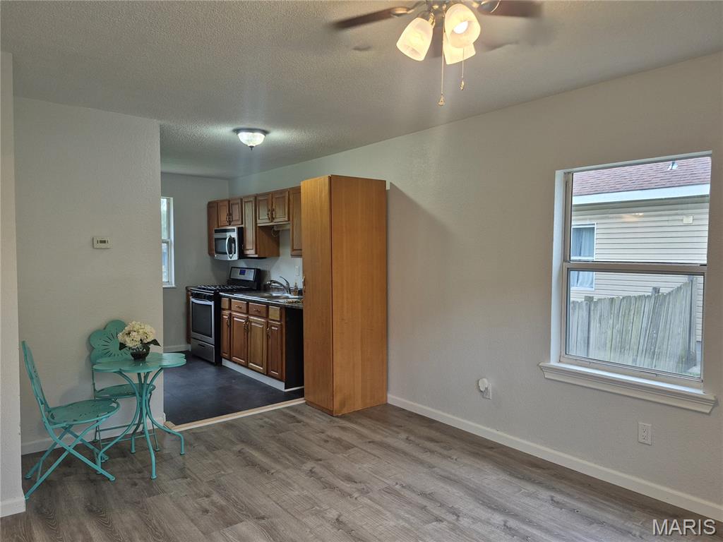 2920 Pershing Boulevard Property Photo 9