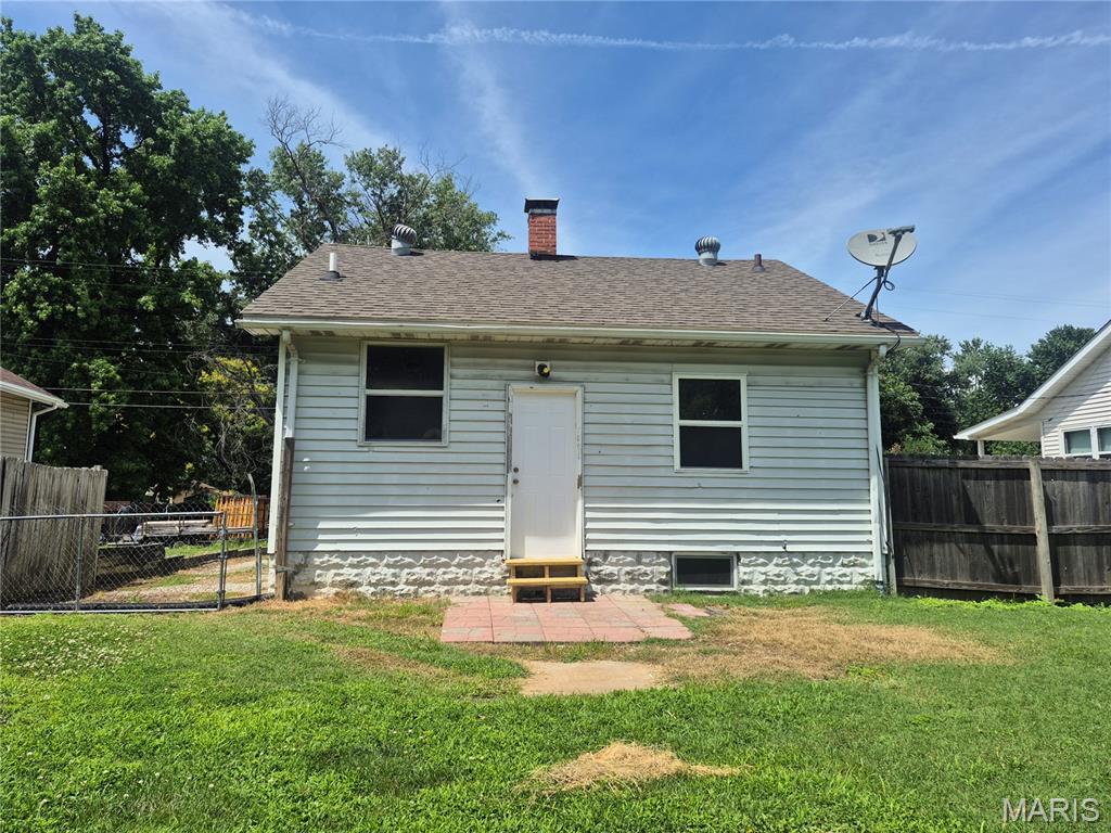 2920 Pershing Boulevard Property Photo 16