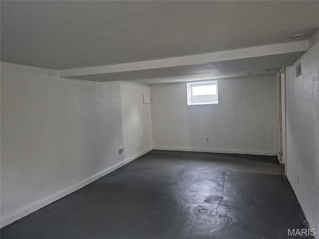 2920 Pershing Boulevard Property Photo 19