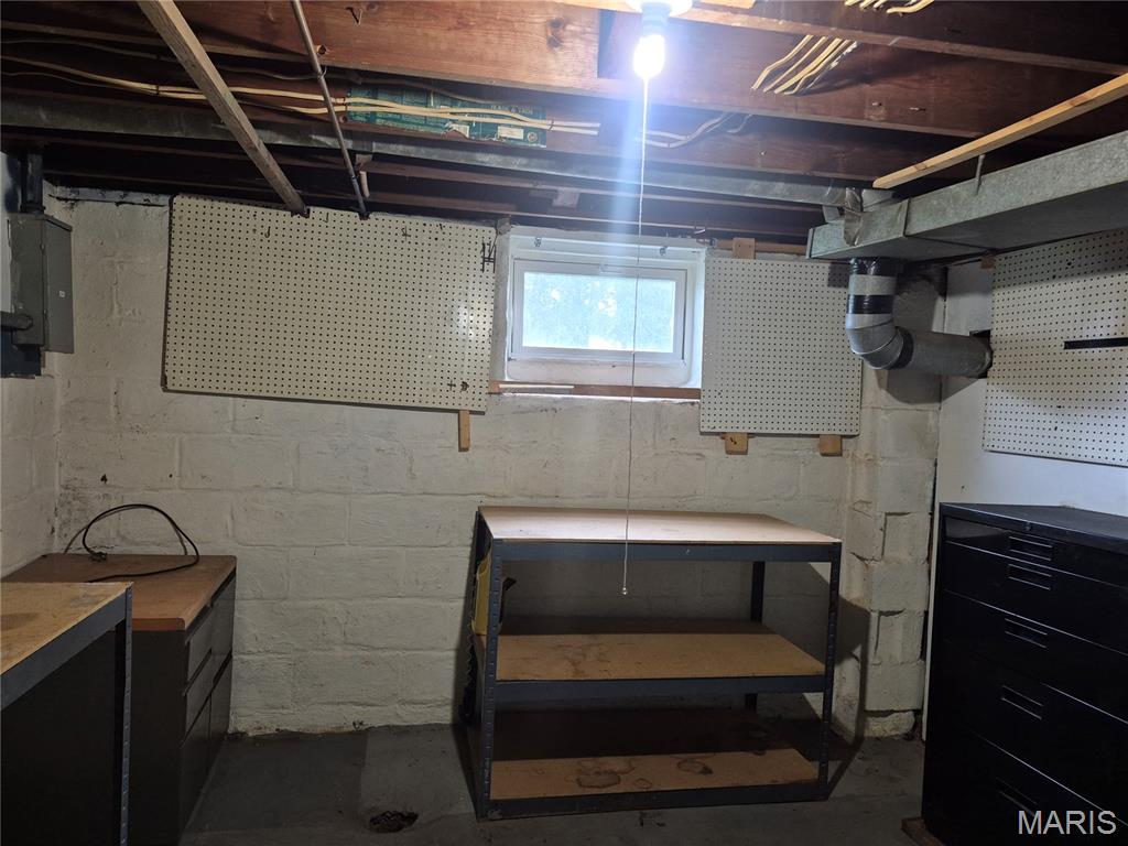 2920 Pershing Boulevard Property Photo 22