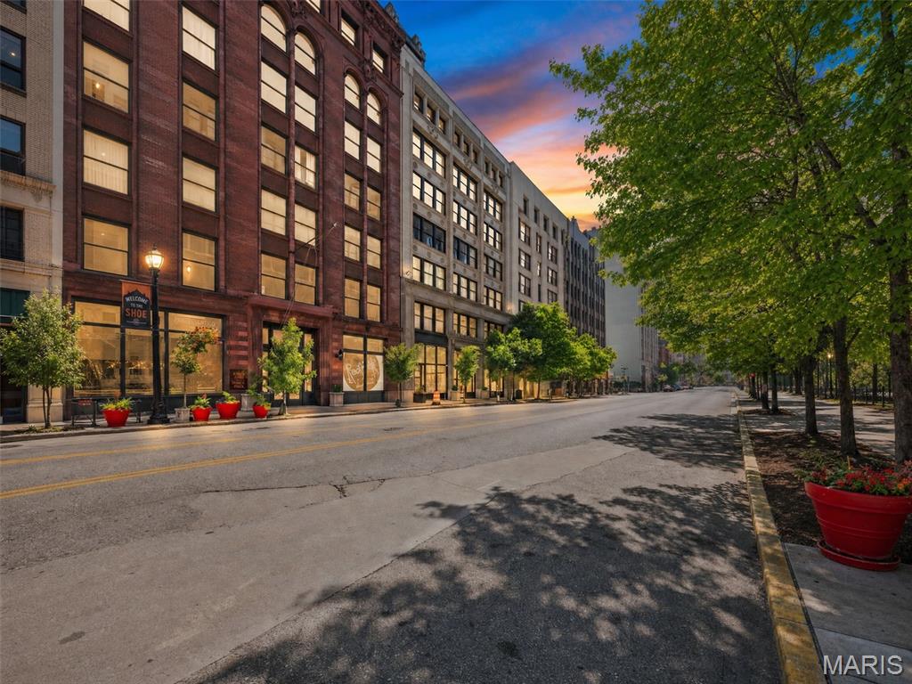1015 Washington Avenue 407 Property Photo 1