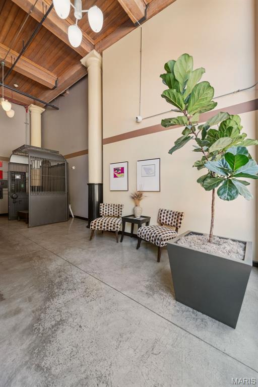 1015 Washington Avenue 407 Property Photo 4