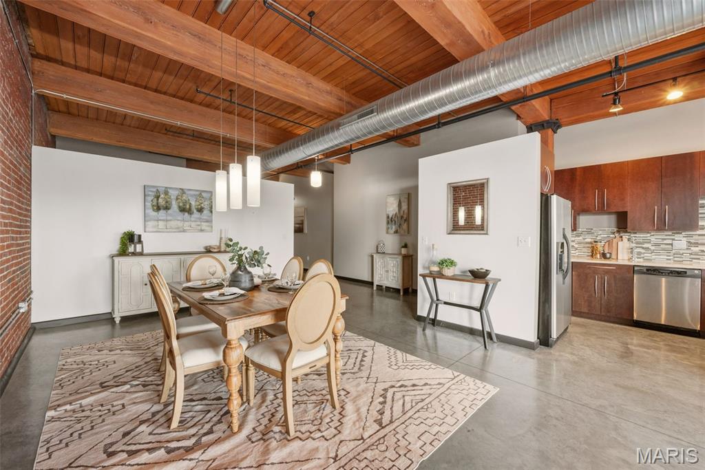 1015 Washington Avenue 407 Property Photo 11