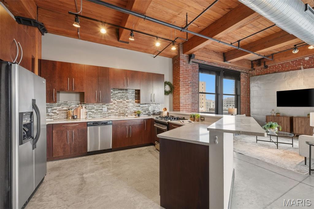 1015 Washington Avenue 407 Property Photo 12