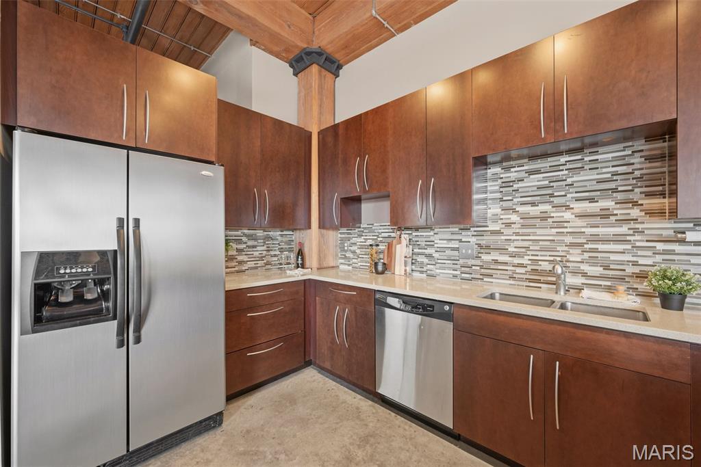 1015 Washington Avenue 407 Property Photo 16
