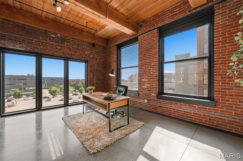 1015 Washington Avenue 407 Property Photo 24