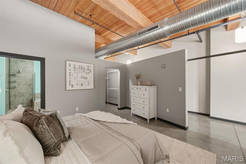 1015 Washington Avenue 407 Property Photo 28