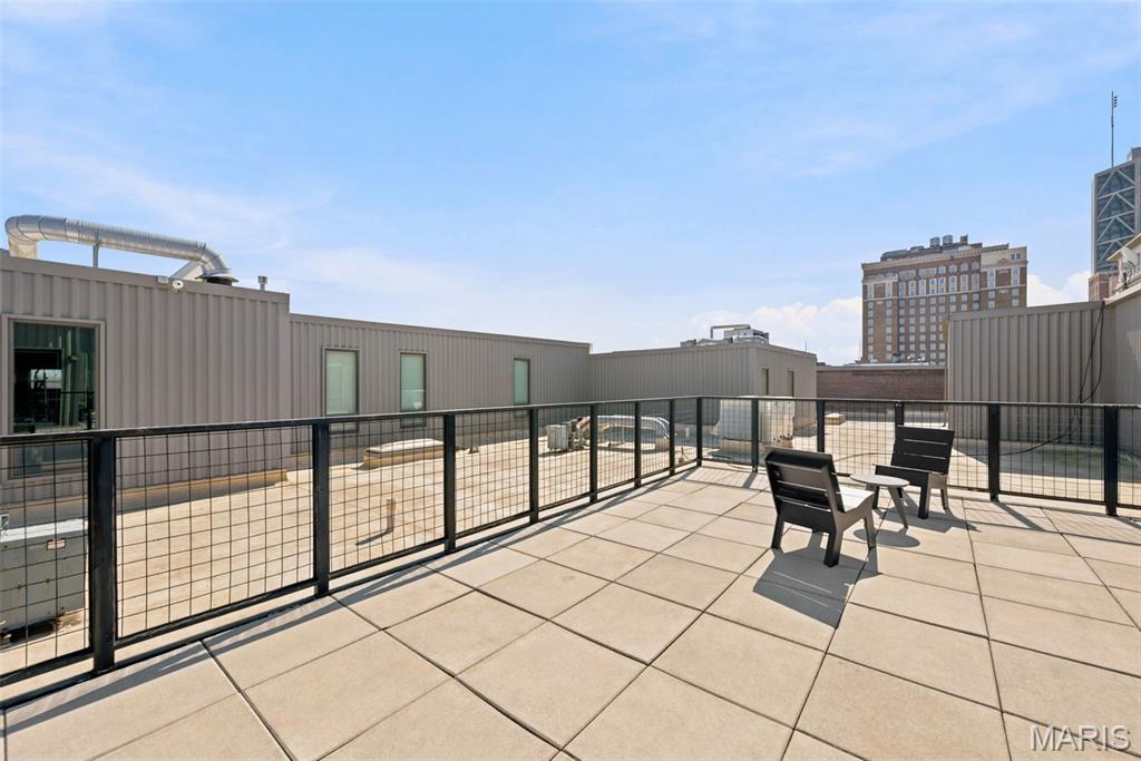 1015 Washington Avenue 407 Property Photo 41