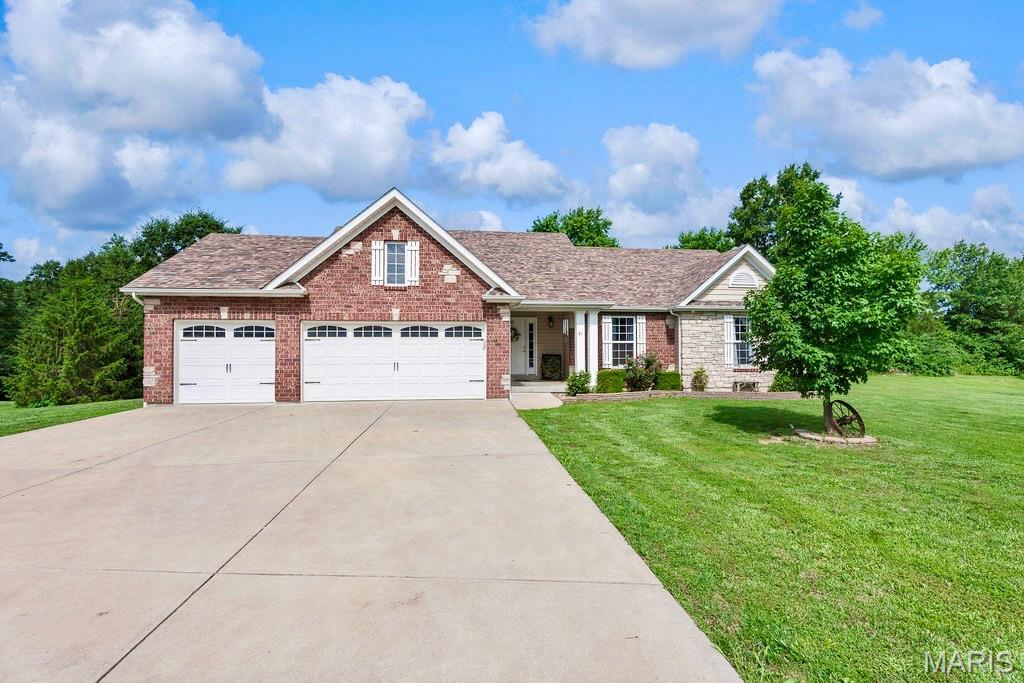 31 Pine Lake Drive Property Photo 1