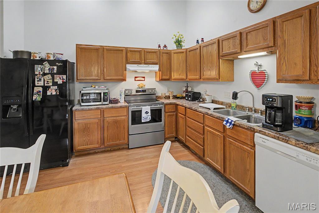 28094 Bcr 853 Property Photo 30