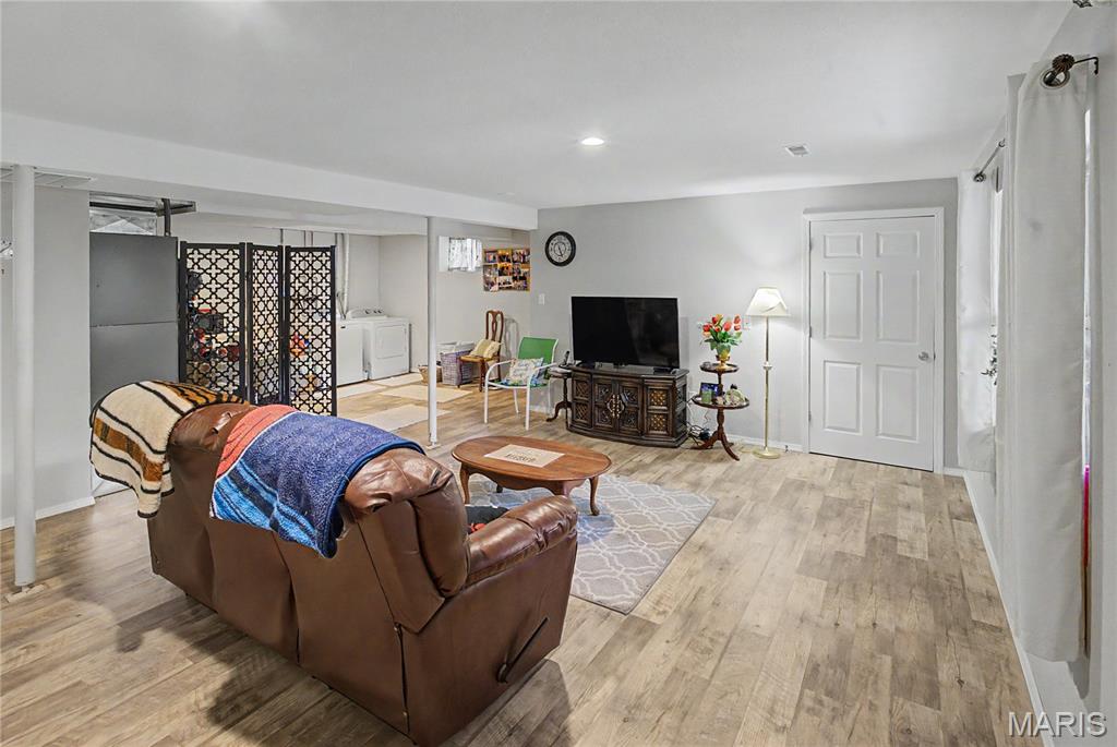 28094 Bcr 853 Property Photo 44