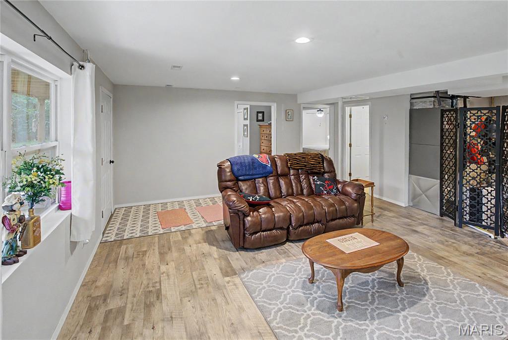 28094 Bcr 853 Property Photo 45