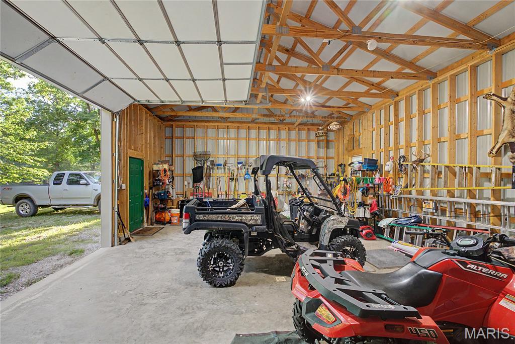 28094 Bcr 853 Property Photo 56