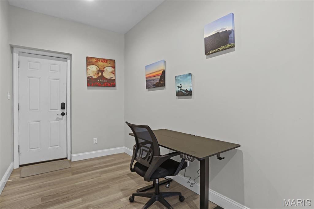 3637 S Compton Avenue Property Photo 12