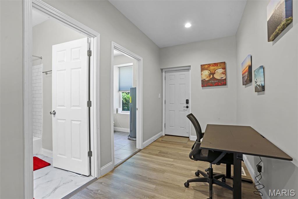 3637 S Compton Avenue Property Photo 13