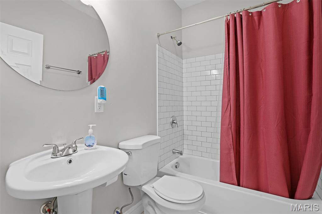 3637 S Compton Avenue Property Photo 14