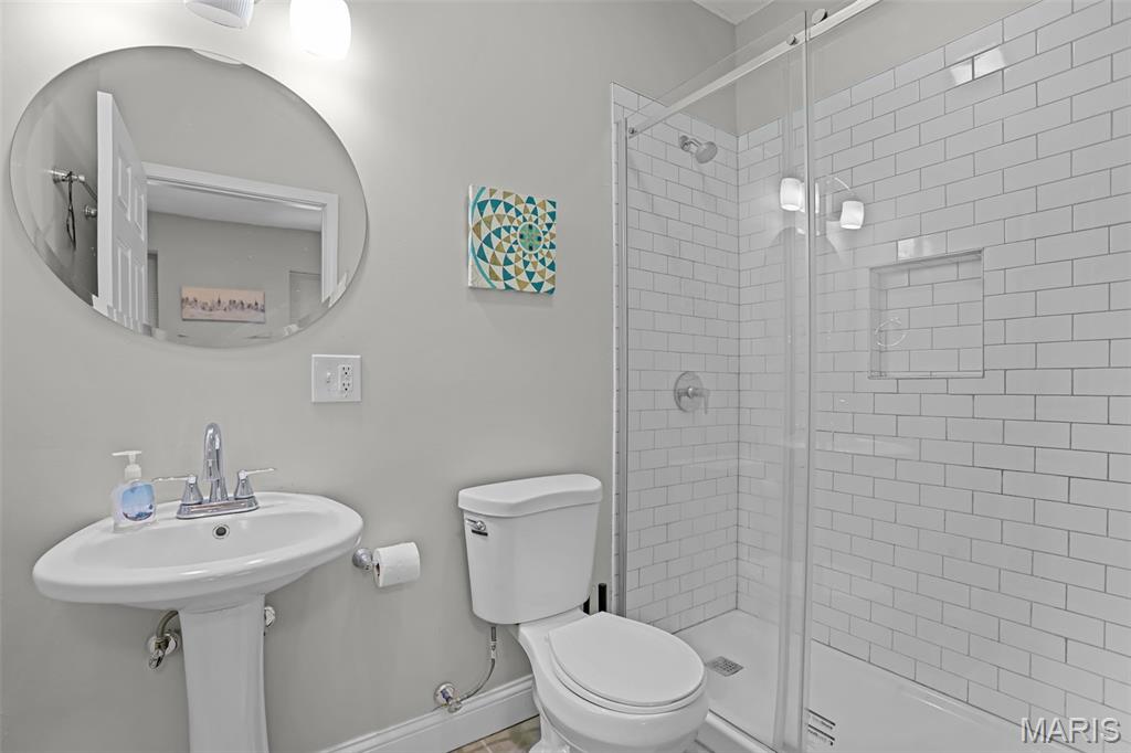 3637 S Compton Avenue Property Photo 23