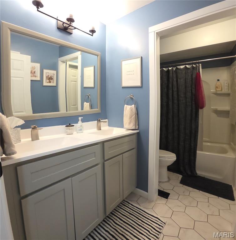 1382 Premio Drive Property Photo 11