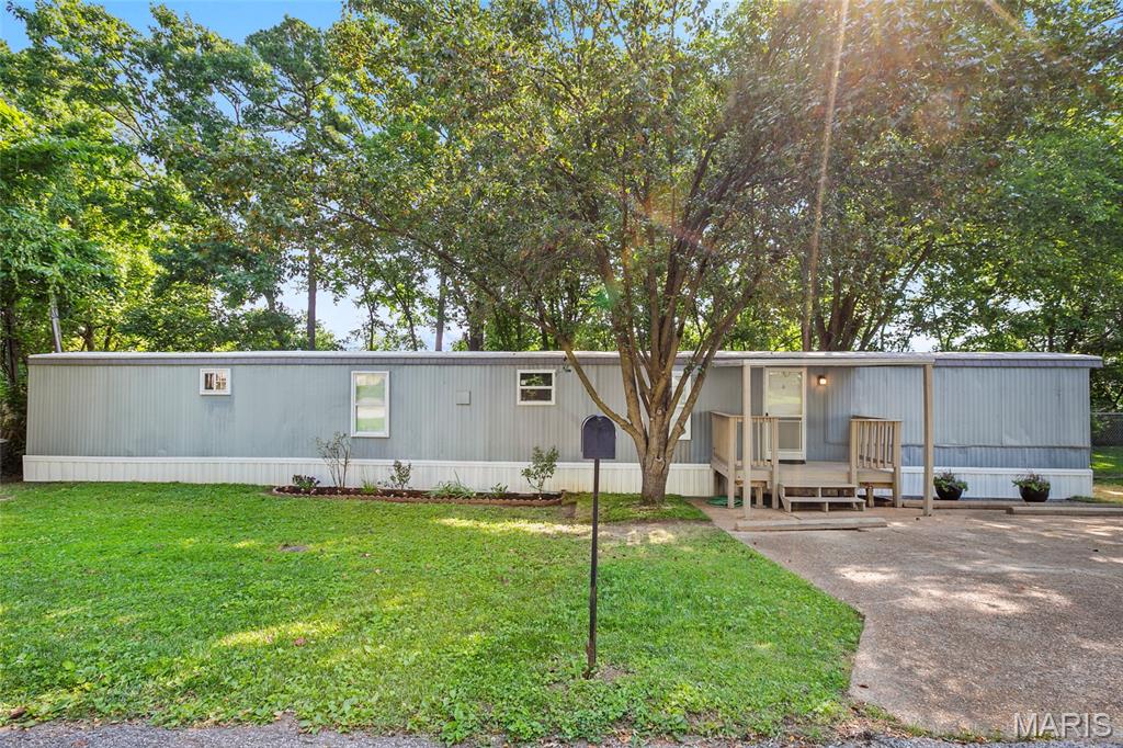 859 Thousand Pines Drive Property Photo 1