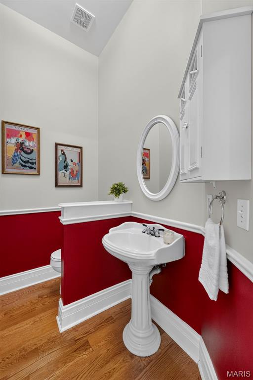 5285 Washington Place Property Photo 31