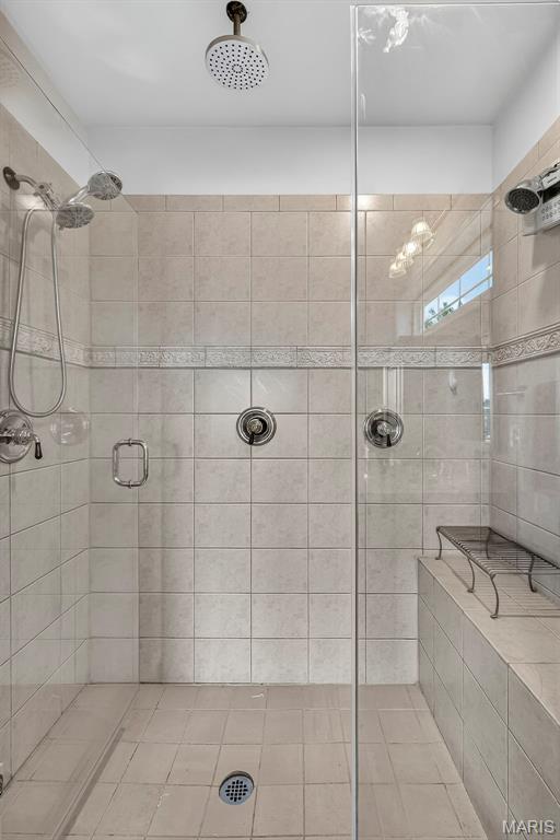 5285 Washington Place Property Photo 44