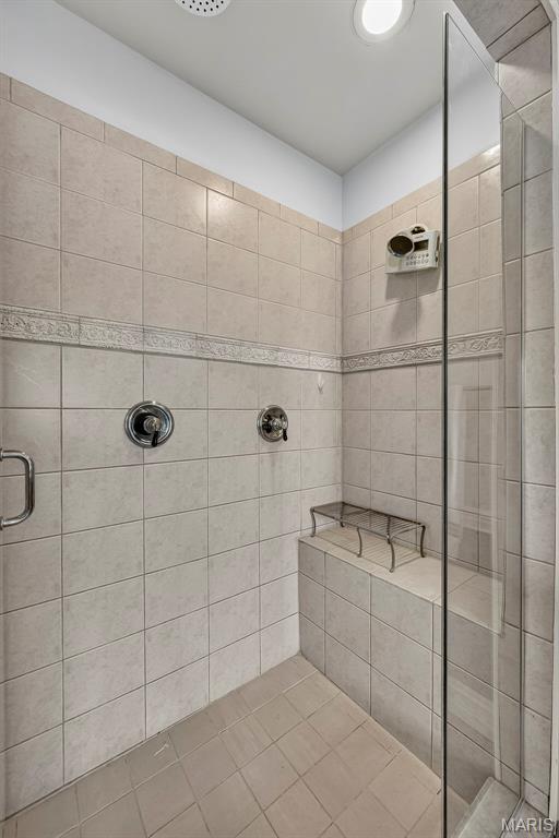5285 Washington Place Property Photo 45