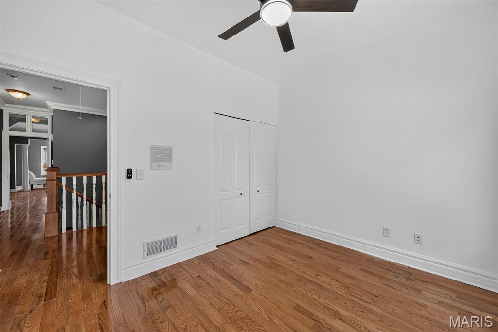 5285 Washington Place Property Photo 48