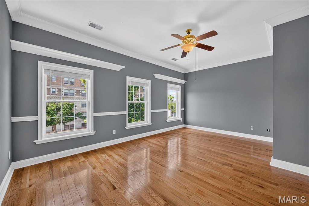 5285 Washington Place Property Photo 52