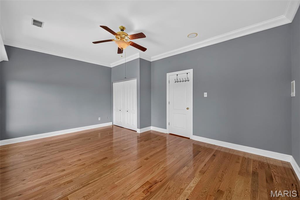 5285 Washington Place Property Photo 53