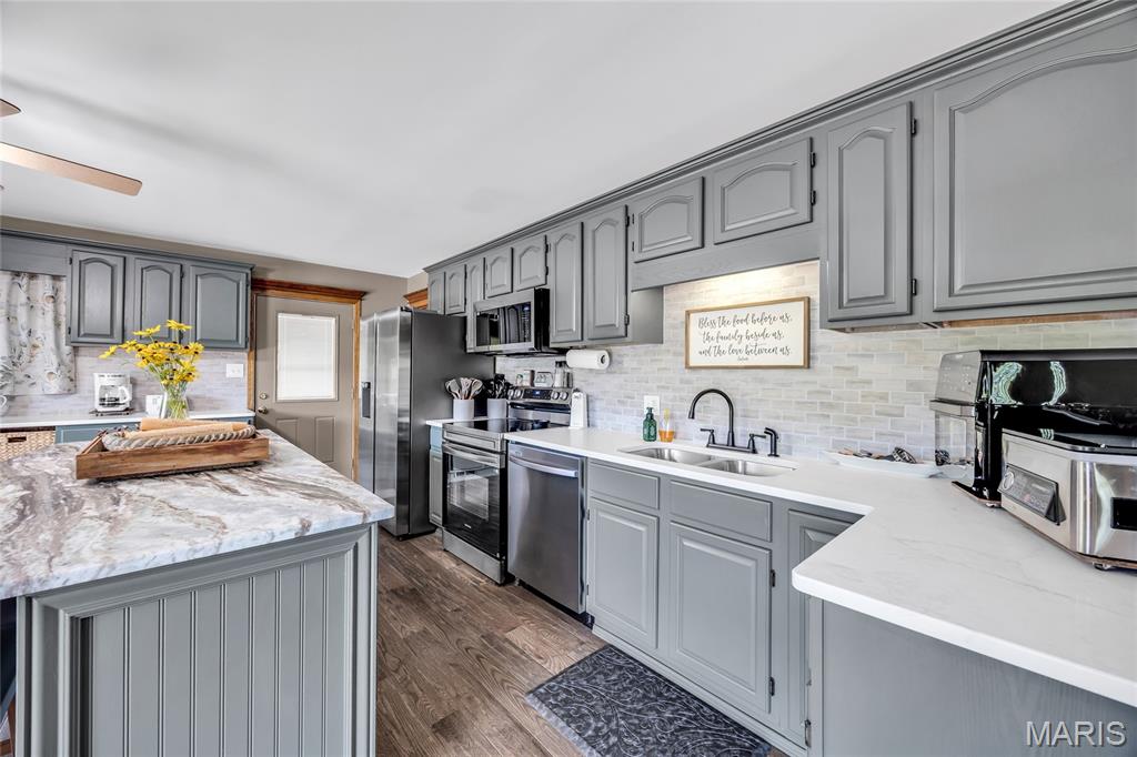 1315 Highway E Property Photo 17