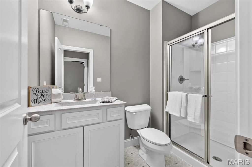401 Hamlet Court Property Photo 10