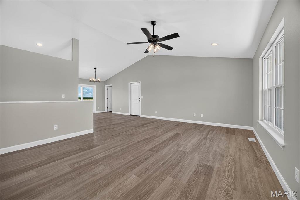 4819 Fitz James Property Photo 6
