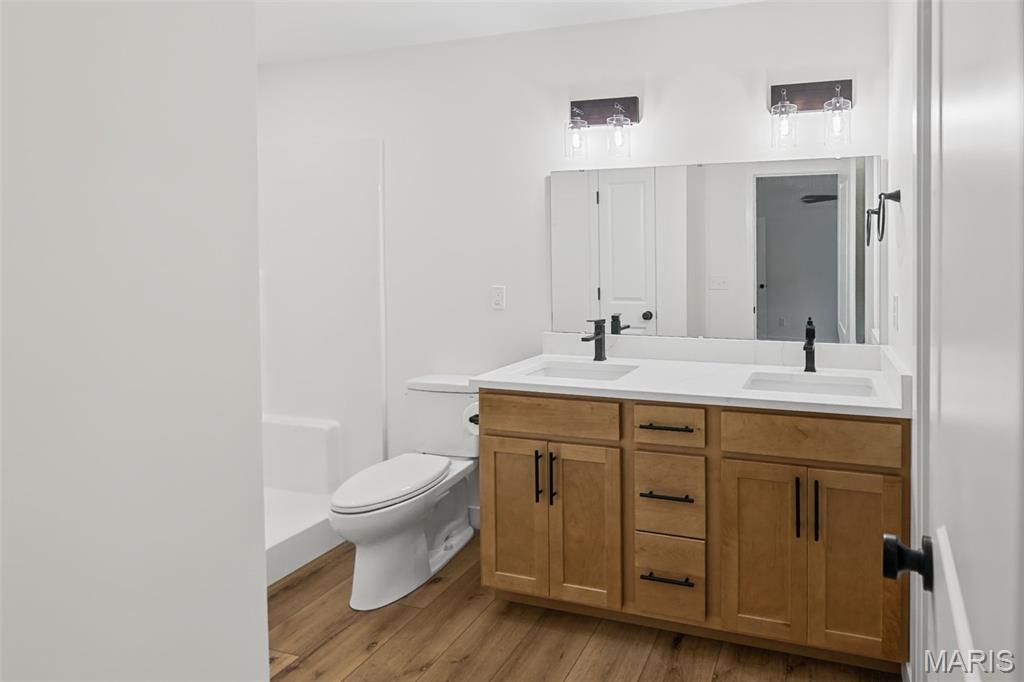 721 Pleasant Valley Drive Property Photo 24