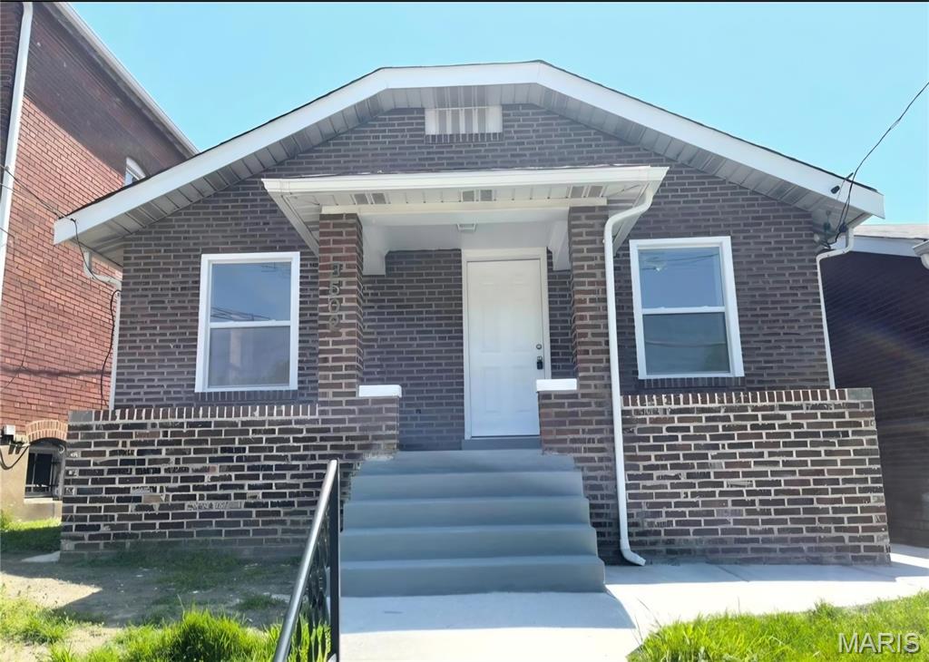 3502 Lincoln Avenue Property Photo 1