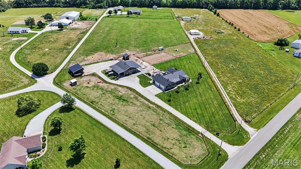 219 Fieth Road Property Photo 8