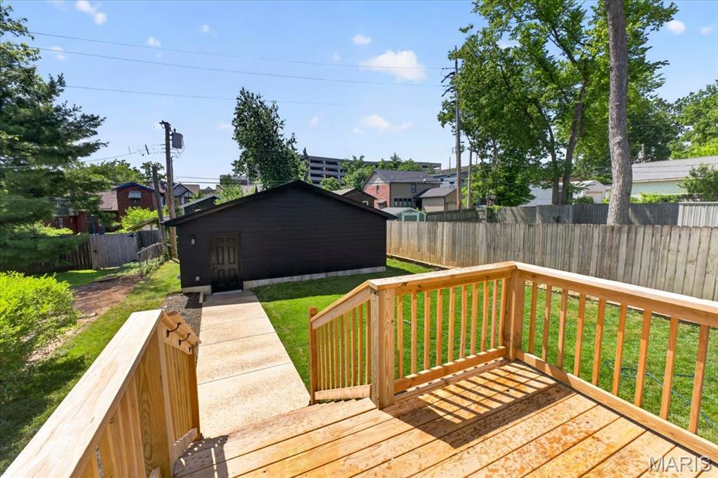1035 Blendon Place Property Photo 45