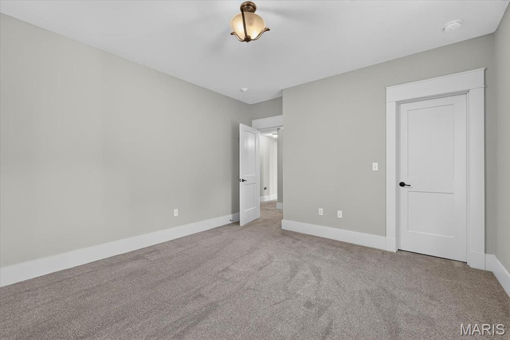 6313 E Park Row Property Photo 37