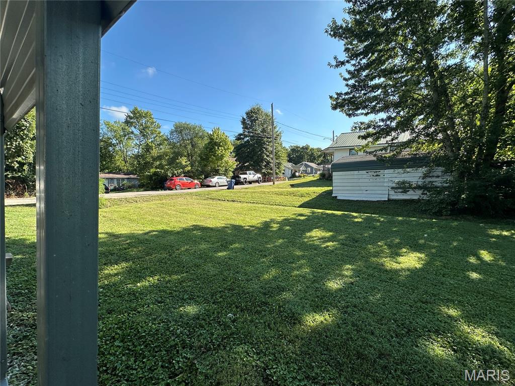 807 E 4th Street Property Photo 26