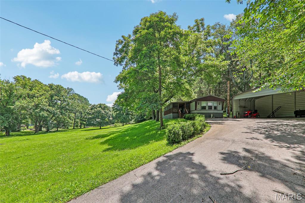 5059 Hill Drive Property Photo 2