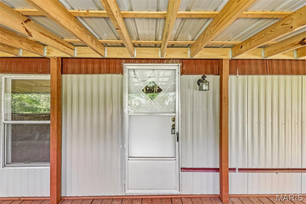 5059 Hill Drive Property Photo 8