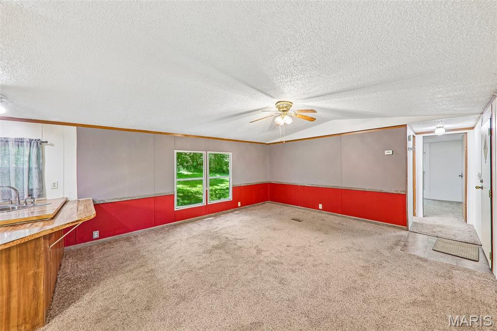 5059 Hill Drive Property Photo 9