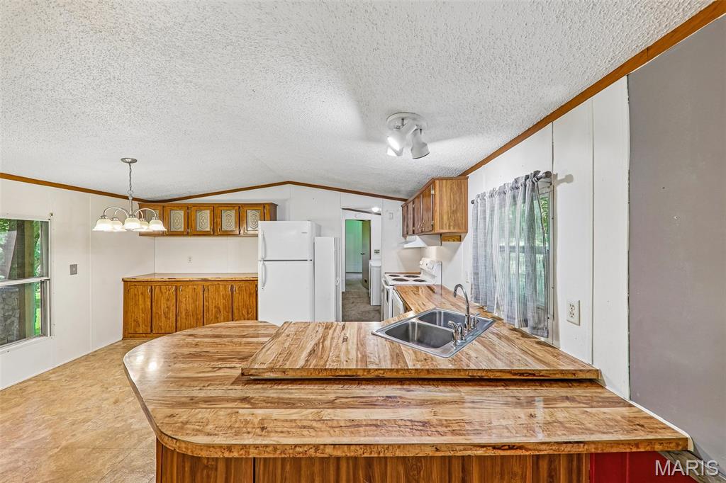 5059 Hill Drive Property Photo 14